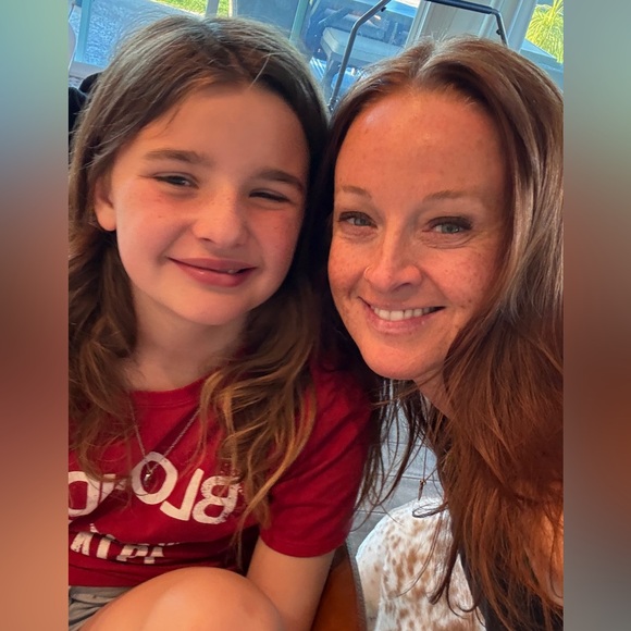 Rachel - Picture 2 of 9